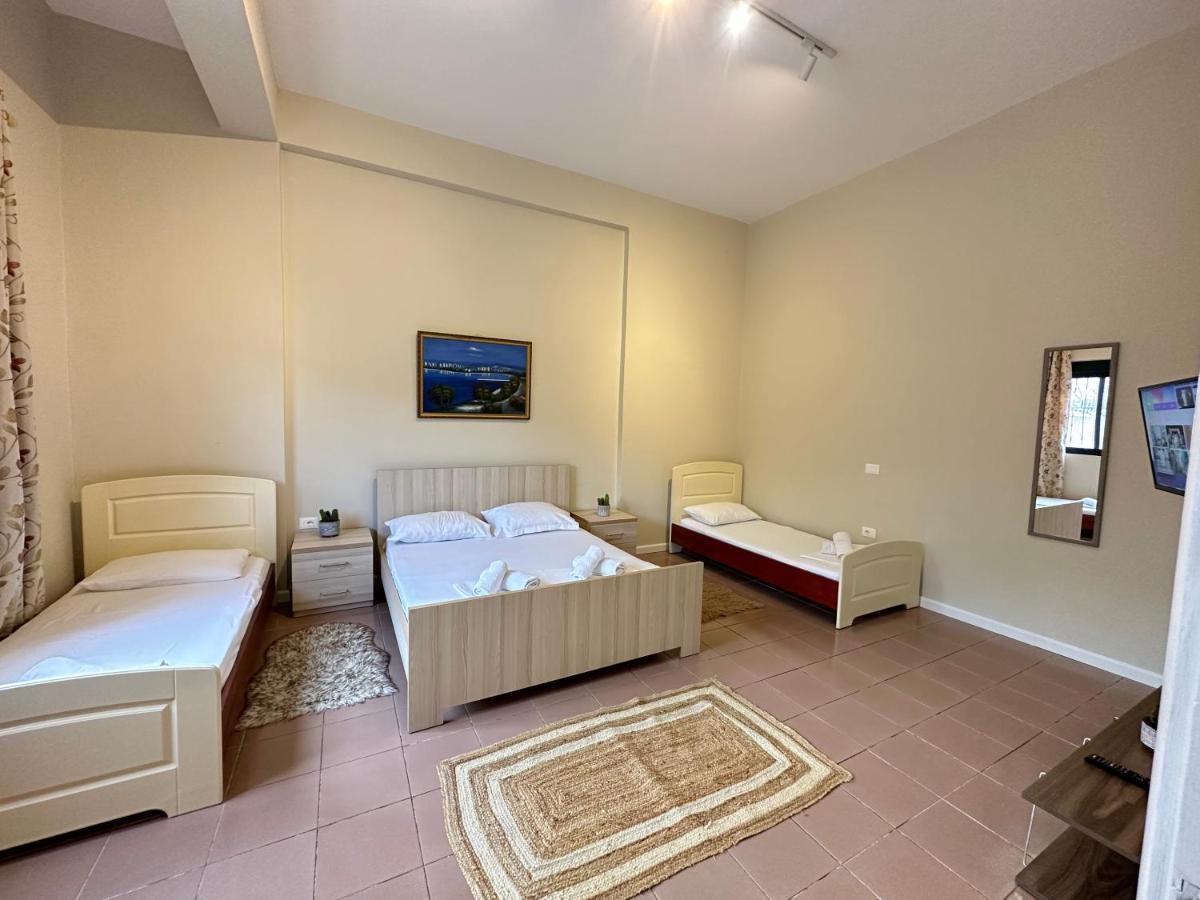 Rias Seaside Apartments Vlorë Exterior foto