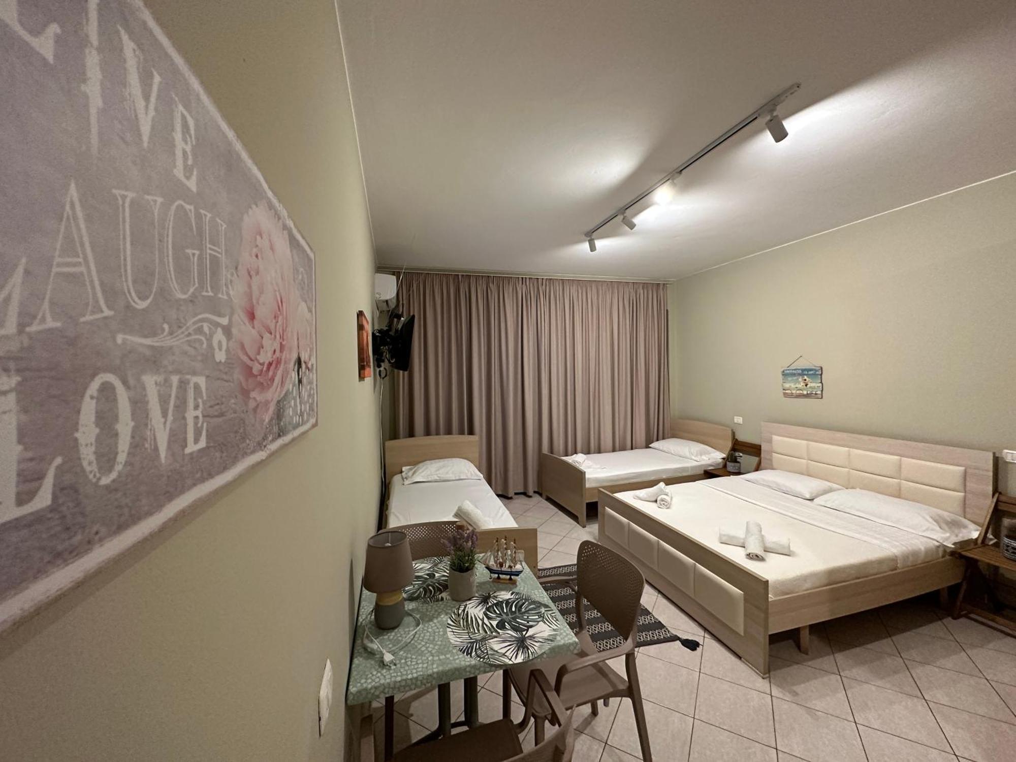 Rias Seaside Apartments Vlorë Exterior foto